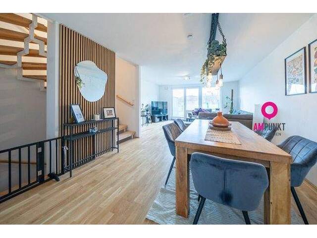 Immobilie in Straßwalchen - Straßwalchen: Fast neues 5-Zimmer-Reihenhaus für alle, die nicht mehr suchen wollen - Bild 0