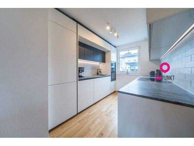 Immobilie in Straßwalchen - Straßwalchen: Fast neues 5-Zimmer-Reihenhaus für alle, die nicht mehr suchen wollen - Bild 1