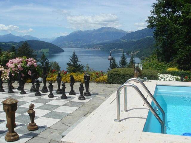 Immobilie in Ferndorf - Exklusive Liegenschaft am Millstätter See! Villa im Alpenstil. - Bild 0