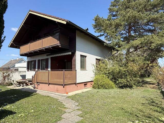 Immobilie in Gerasdorf - It´s your Choice 2 - Fertiges Haus zum Selberrenovieren! - Bild 0