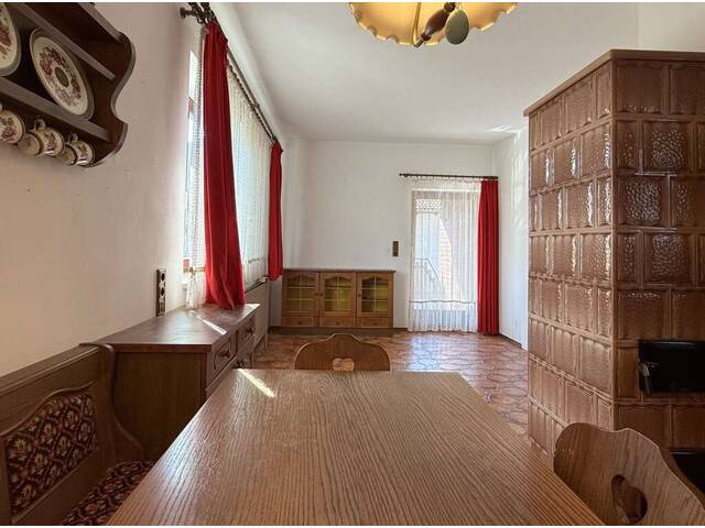 Immobilie in Gerasdorf - It´s your Choice 2 - Fertiges Haus zum Selberrenovieren! - Bild 3