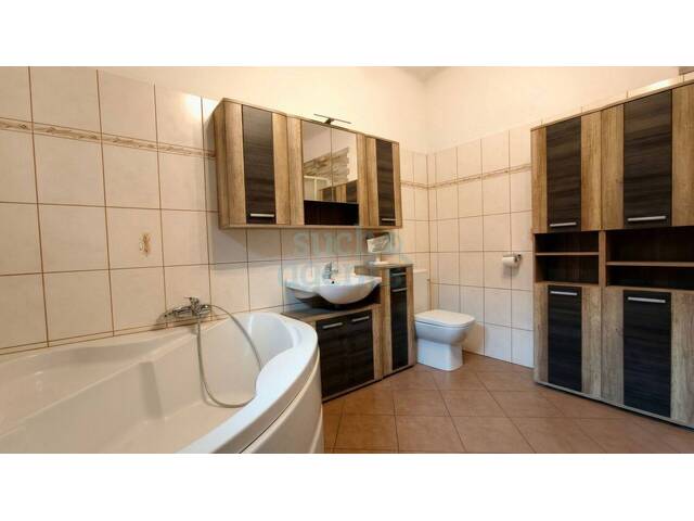 Immobilie in Bad Vöslau - 4 Zimmer Maisonette Wohnung mit ca. 111 m² Wohnfläche - Bild 3