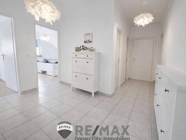 Immobilie in Leopoldsdorf - Ab in den Naturteich - der Sommer kann kommen! - Bild 0