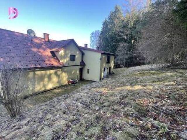 Immobilie in Haugschlag - Wohnhaus mit Nebengebäude – viel Potenzial für geschickte Hände & neue Ideen! - Bild 1