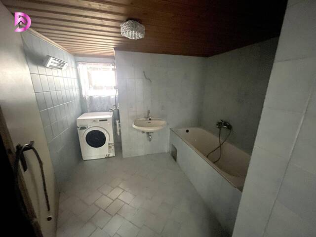 Immobilie in Haugschlag - Wohnhaus mit Nebengebäude – viel Potenzial für geschickte Hände & neue Ideen! - Bild 2