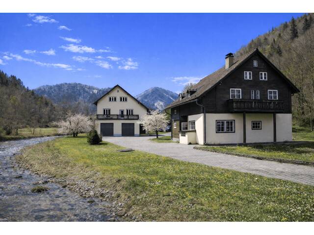 Immobilie in Graben - Natur, Fluss, Berge - Wildromantisches Refugium in Naßwald - Bild 0