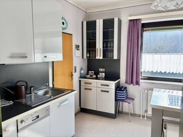 Immobilie in Senftenberg - Senftenberg im Weinbaugebiet Kremstal: Zweifamilienhaus mit Balkonen, Garten und Garage - Bild 4