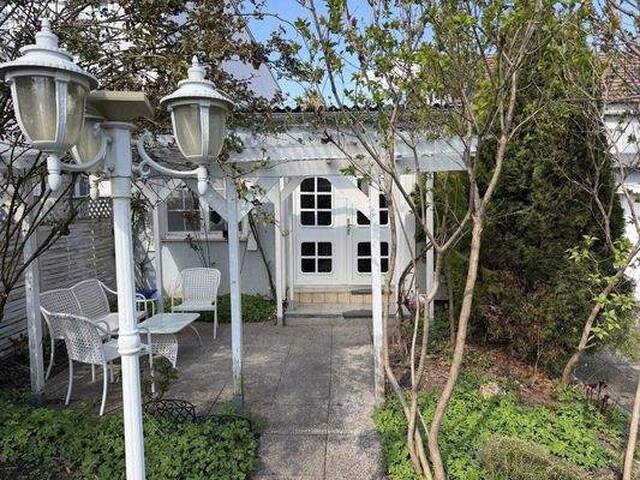 Immobilie in Kottingbrunn - Mehrgenerationenwohnen, Wohnen und Arbeiten unter einem Dach oder einfach nur ein großes Haus - hier ist vieles möglich. - Bild 3