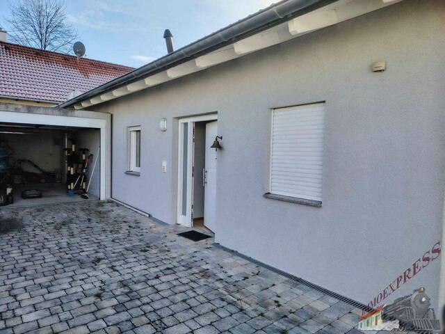 Immobilie in Pernitz - Familientraum – barrierefreier Bungalow mit kleinem Garten wartet auf Sie! nur ca. 45min nach Wien! - Bild 2