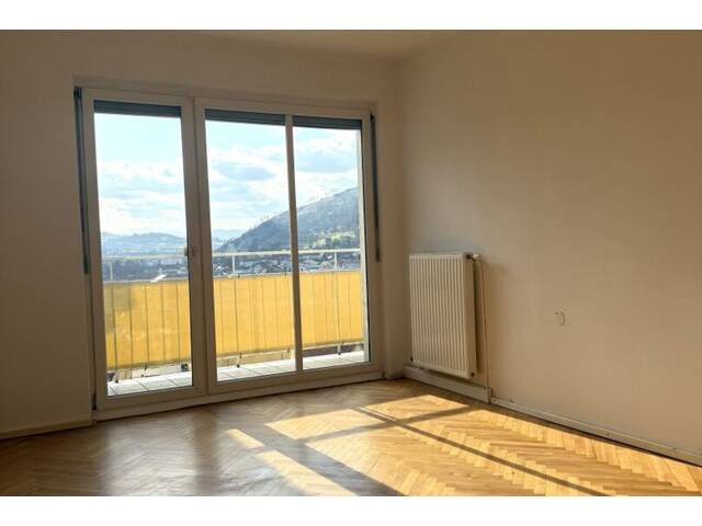 Immobilie in Bruck an der Mur - Wohnen über den Dächern von Bruck an der Mur! Lichtdurchflutet und 2 Balkone - Bild 3