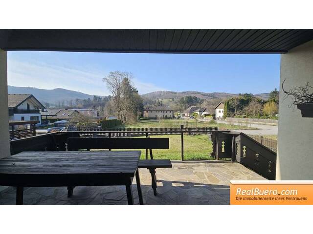 Immobilie in Klausen-Leopoldsdorf - GERÄUMIGES EINFAMILIENHAUS MIT TERRASSE, GARTEN UND GARAGE - Bild 4