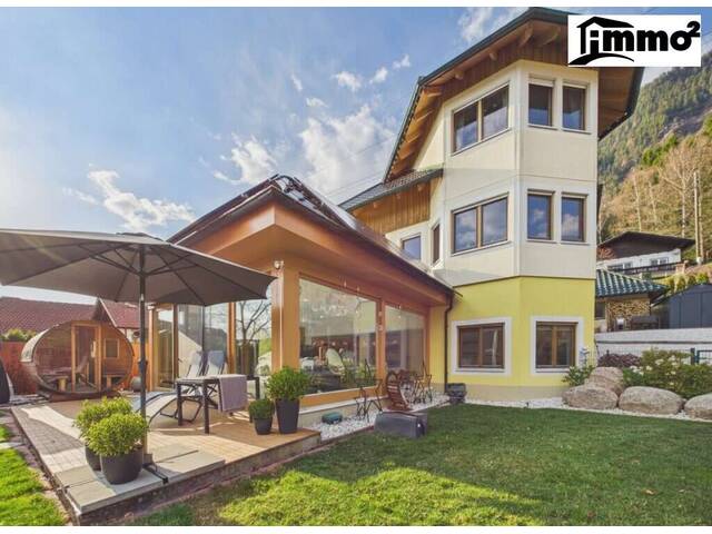 Immobilie in Döbriach - Wohnen auf höchstem Niveau - Villa mit Indoor-Pool, Sauna & Seeblick - Bild 2