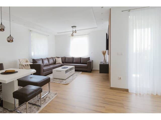 Immobilie in Mattighofen - Wohnung in einem 2-Parteienhaus - inkl. Garten in Ruhelage! Nur 2 Km bis Mattighofen - Bild 0