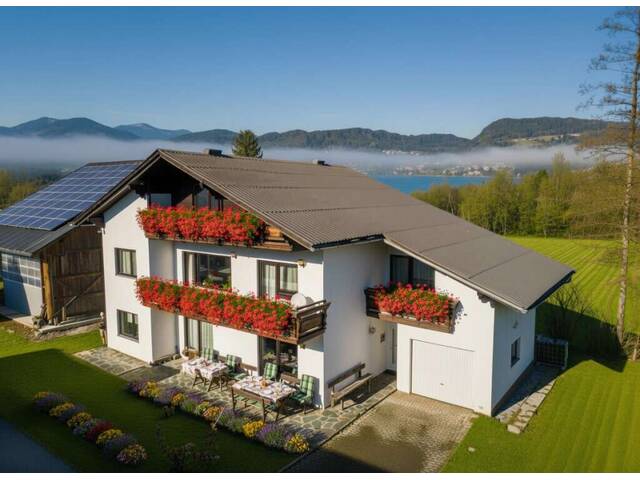 Immobilie in Feistritz im Rosental - Exklusives Einfamilienhaus mit Nebengebäuden & Entwicklungspotenzial im Rosental – Wohnen, Arbeiten & Investieren mit Blick auf die Karawanken - Bild 1