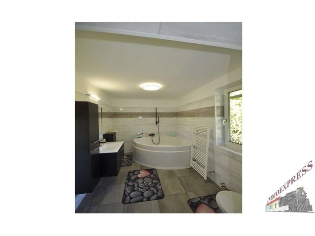 Immobilie in Eschenau - Top Gelegenheit in Rotheau! Attraktives Zweifamilienhaus in sonniger Lage für jedes Budget! - Bild 1