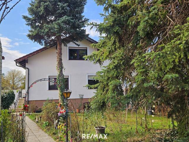 Immobilie in Waidendorf - Haus mit viel Potential und großem Garten - Bild 3