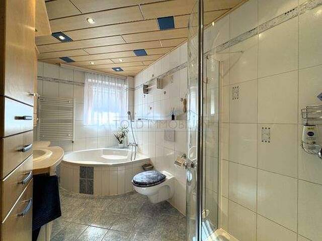 Immobilie in Lienz - Doppelstöckige Wohlfühlwohnung in 2-Parteien-Haus in Lienz - Bild 3