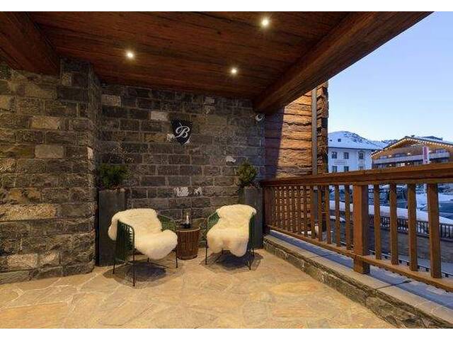 Immobilie in Lech - Ferientraum im schneesicheren Zürs - Bild 1