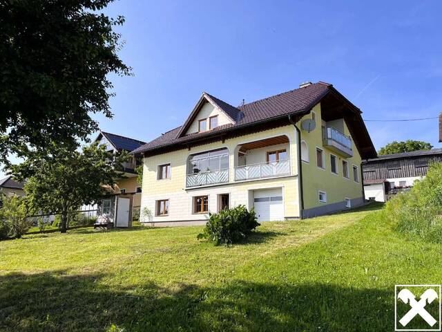 Immobilie in Nebelberg - Sofort bezugsbereites, großzügiges Wohnhaus mit Fernblick und großem Garten - Bild 1