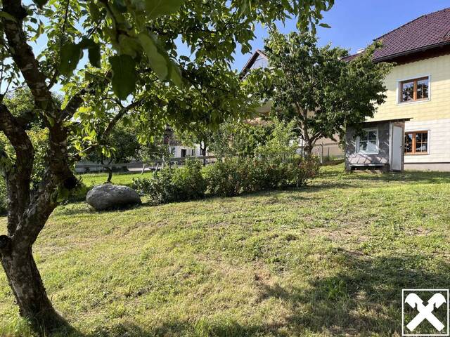 Immobilie in Nebelberg - Sofort bezugsbereites, großzügiges Wohnhaus mit Fernblick und großem Garten - Bild 4