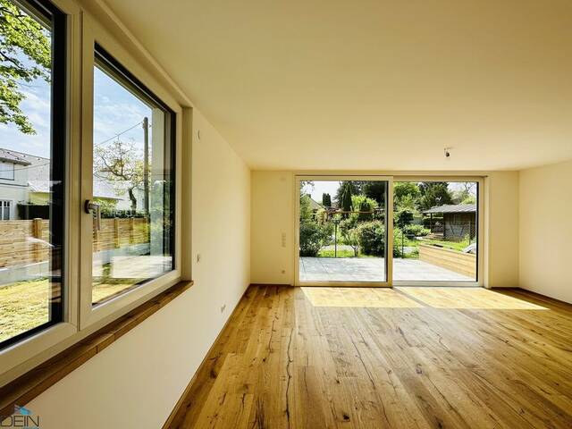 Immobilie in Bad Vöslau - ANLEGEROBJEKT! VERMIETETE 4 ZIMMER DOPPELHAUSHÄLFTE MIT EIGENGARTEN NÄHE ZENTRUM UND BAHNHOF! - Bild 2