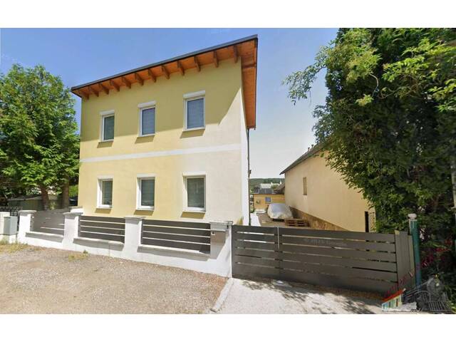 Immobilie in Wöllersdorf - Modernisiertes Einfamilienhaus mit Gartenidylle in 2752 Wöllersdorf - Bild 0