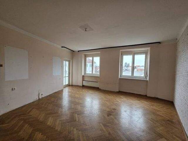 Immobilie in Mattersburg - Viel Potenzial: Wohnung mit sehr gutem Grundriss - Bild 1