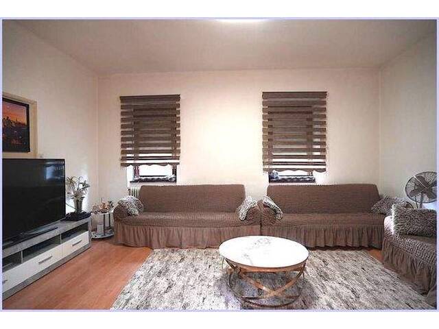 Immobilie in Feldbach - Stadthaus - Wohnhaus, ruhige Lage in Feldbach, toller großer Garten, 1350m2 Bauland , 145m2 Wfl.. - Bild 4