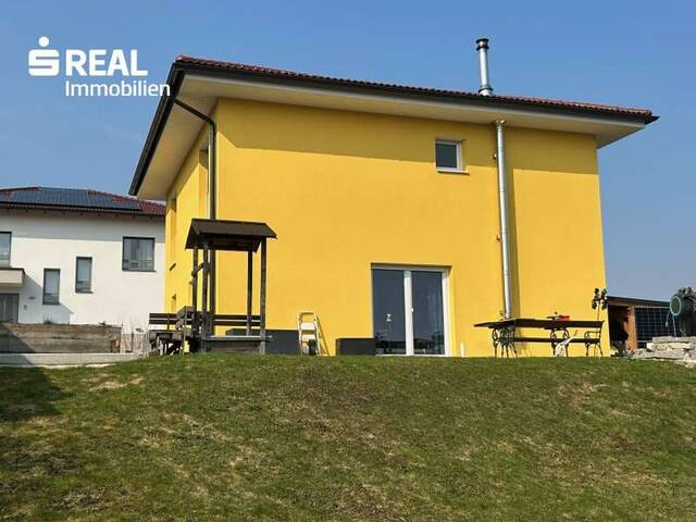 Immobilie in Wallsee - Neuwertiges Einfamilienhaus in familienfreundlicher Lage - Bild 1