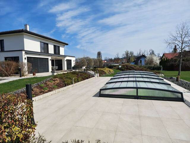 Immobilie in Gleinstätten - Moderne exklusive Villa in Ruhelage mit parkähnlichem 4000m² Grundstück samt Pool-Anlage - Bild 1
