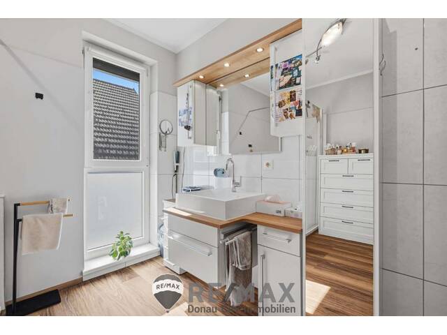 Immobilie in Klausen-Leopoldsdorf - Reihenhaus-4 Zimmer- Garten- Terrasse - Bild 3