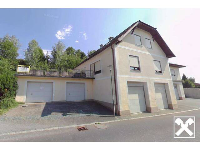 Immobilie in Eltendorf - Haus mit 6 Garagen - Bild 0