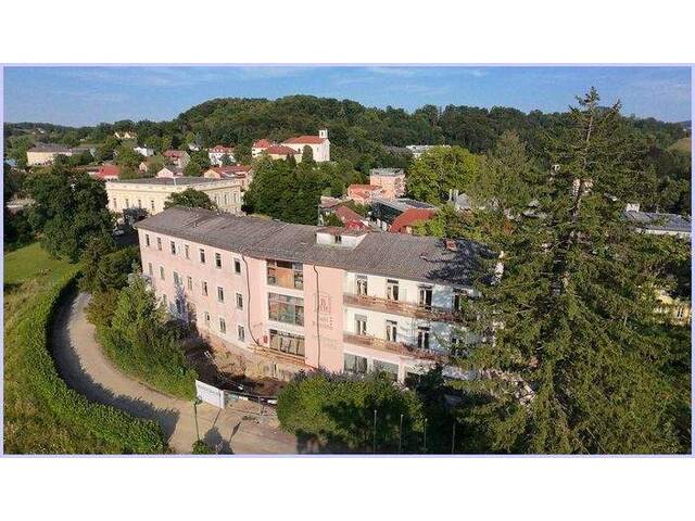 Immobilie in Bad Gleichenberg - Schönstes Penthouse in der Südoststeiermark! 180m2 Wfl., Ost-West Ausrichtung, 4 Terrassen zu 135m2 - Bild 2