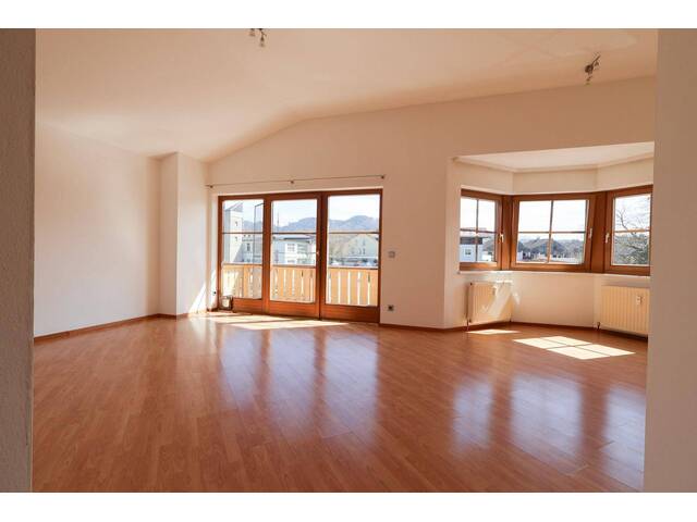 Immobilie in Henndorf am Wallersee - Großzügige 2-Zimmer Wohnung Henndorf am Wallersee - Bild 1