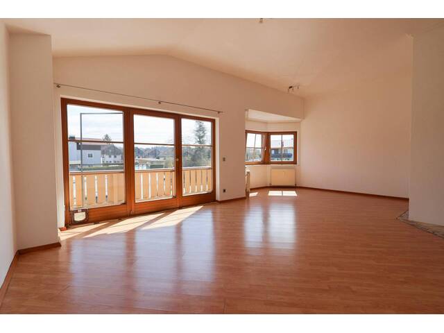 Immobilie in Henndorf am Wallersee - Großzügige 2-Zimmer Wohnung Henndorf am Wallersee - Bild 2