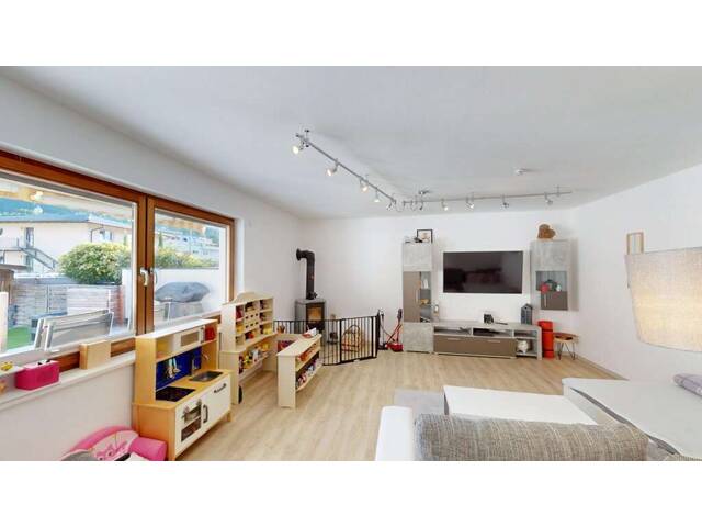 Immobilie in Volders - Großzügige Doppelhaushälfte mit großem Keller - Bild 1