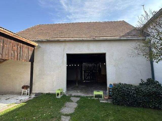 Immobilie in Pöttsching - Zweifamilienhaus mit Stadl und großem Potenzial in Pöttsching - auch als großes Einfamilienhaus nutzbar - Bild 2