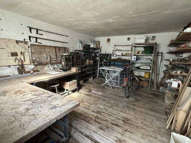 Immobilie in Pöttsching - Zweifamilienhaus mit Stadl und großem Potenzial in Pöttsching - auch als großes Einfamilienhaus nutzbar - Bild 3