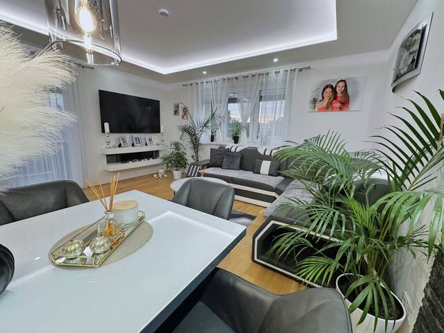 Immobilie in Mattighofen - Moderne 4-Zimmer-Wohnung mit Balkon- Ihr neues Zuhause wartet! - Bild 1