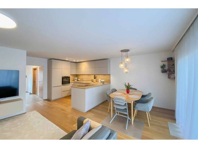 Immobilie in Fischamend - Traumhaftes Reihenhaus auf 3 Etagen in Wien Umgebung - Bild 3