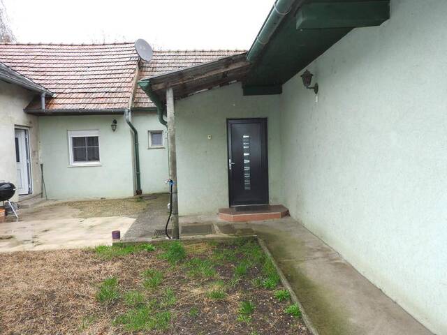 Immobilie in Scharndorf - ebenerdiges Einfamilienhaus mit kleinem Garten - Bild 3