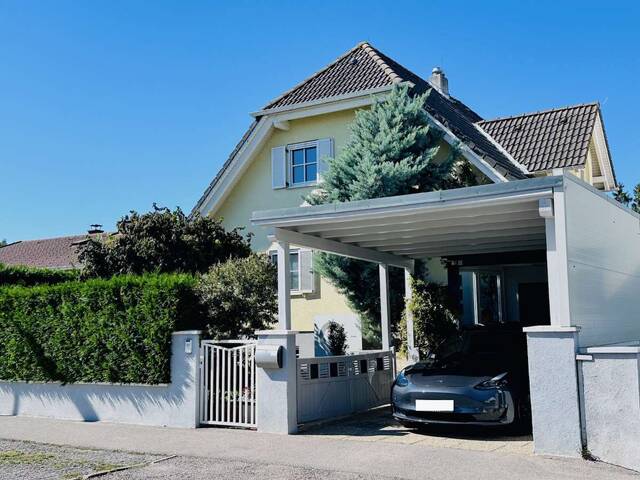 Immobilie in Siegendorf - Wunderschönes Familiendomizil mit viel Privatsphäre, Schwimmteich, Nebengebäude für Business / Praxis / Wohnen, Luftwärmepumpe und PV Anlage - Bild 3