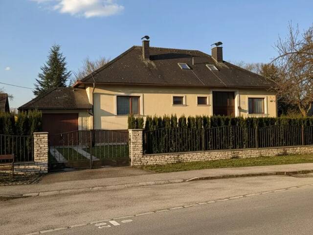 Immobilie in Bierbaum am Kleebühel - Platz für Lebensträume: Großzügiges Zuhause auf weitläufigem Grund - Bild 0