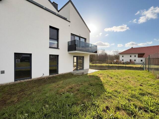 Immobilie in Bad Hall - Perfekt geschnittene 3-Zimmer-Wohnung mit Garten - Bild 0