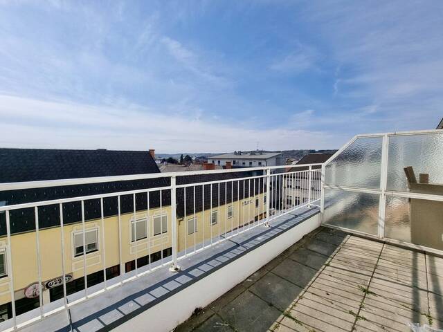 Immobilie in Oberwart - Attraktive Eigentumswohnung mit Terrasse, Einbauküche und Klimaanlage im Zentrum von Oberwart - Bis zu 5,9% Rendite bei Neuvermietung realistisch - Bild 2