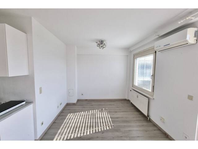 Immobilie in Oberwart - Attraktive Eigentumswohnung mit Terrasse, Einbauküche und Klimaanlage im Zentrum von Oberwart - Bis zu 5,9% Rendite bei Neuvermietung realistisch - Bild 3