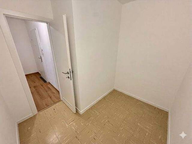Immobilie in Krems an der Donau - Neu sanierte 2-Zimmer-Wohnung in Krems - mit Stromattest, ideal für Singles oder Anleger! - Bild 4