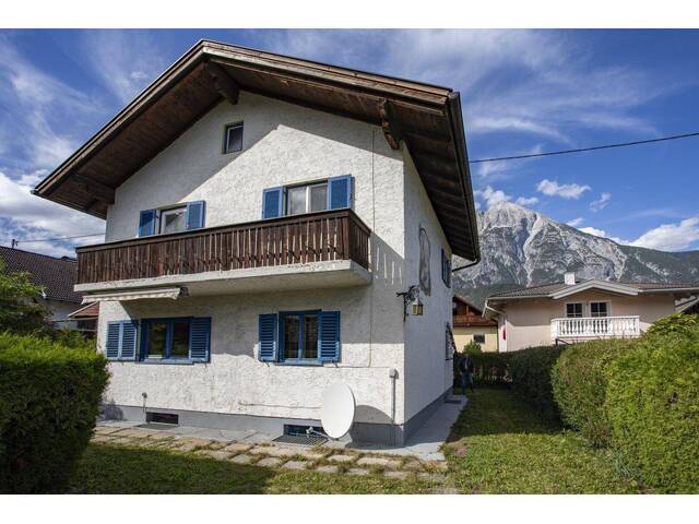 Immobilie in Oberhofen im Inntal - Renovierungsbedürftiges Einfamilienhaus in sonniger Dorflage - Bild 2