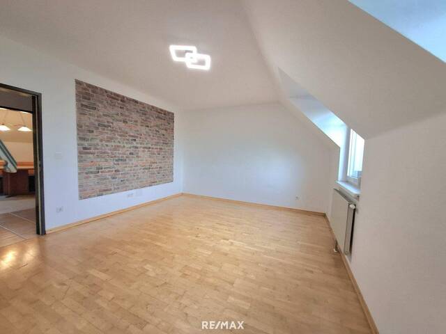 Immobilie in Traismauer - 3 Zi.-Dachgeschosswohnung in Traismauer – Ihr neues Zuhause für nur 119.000 € - Bild 3