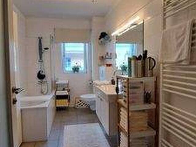 Immobilie in Taxach - Traumhafte 3-Zimmer-Wohnung in Taxach/Rif, südlich von Salzburg, mit beeindruckendem Untersbergblick - Bild 4